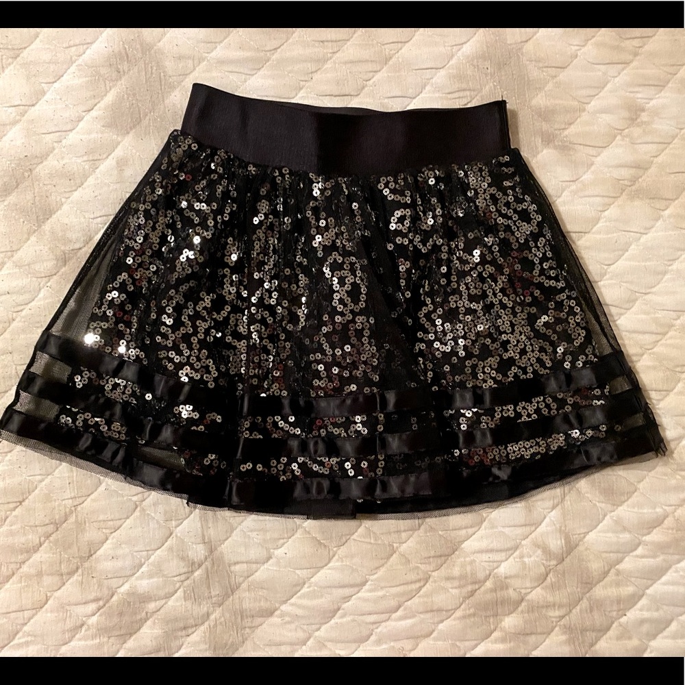 Size 8 girls skirt